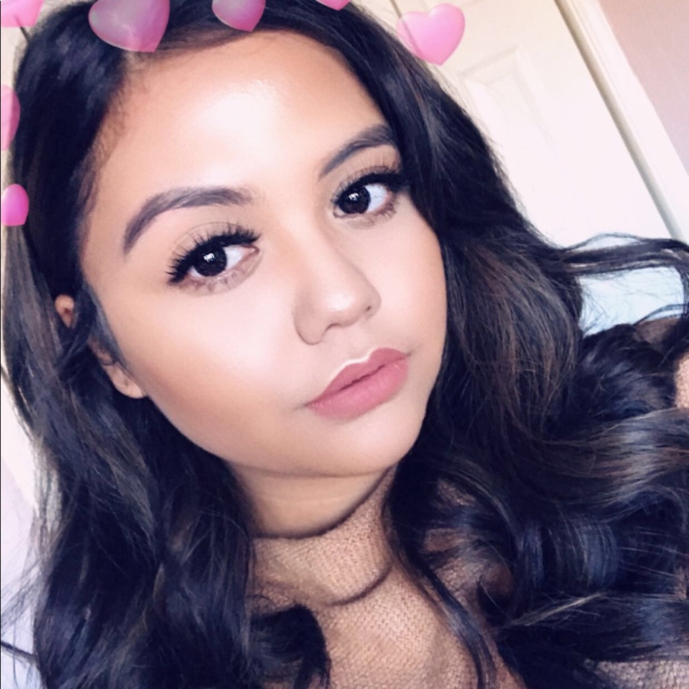 Meet your Posher, Blanca